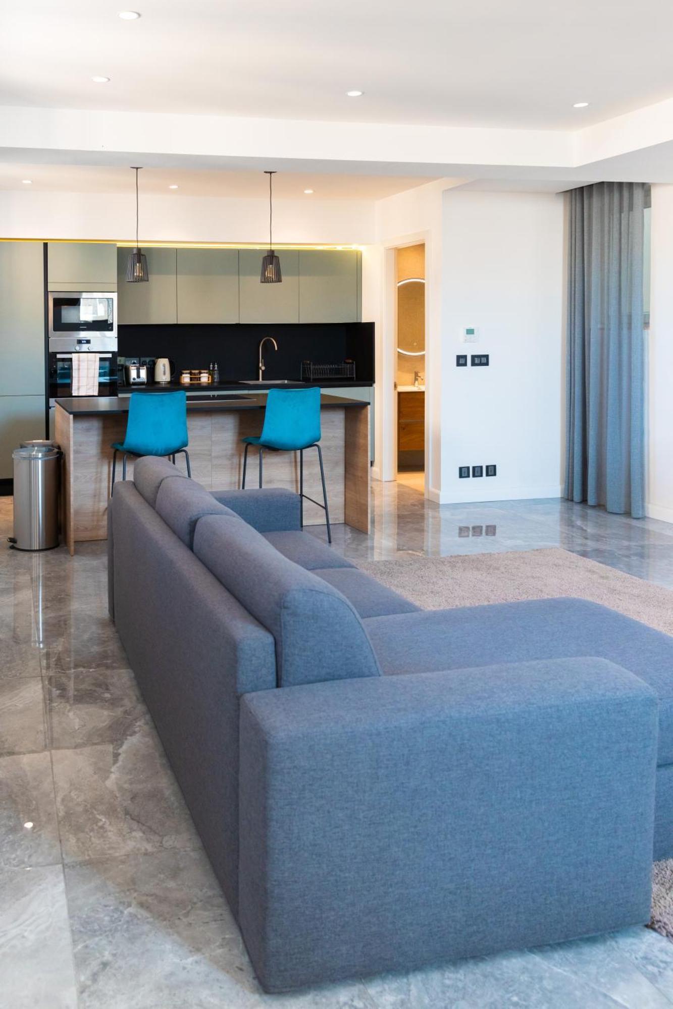 Florette 2br With Stunning Lounge Terrace By Arcobnb Apartment