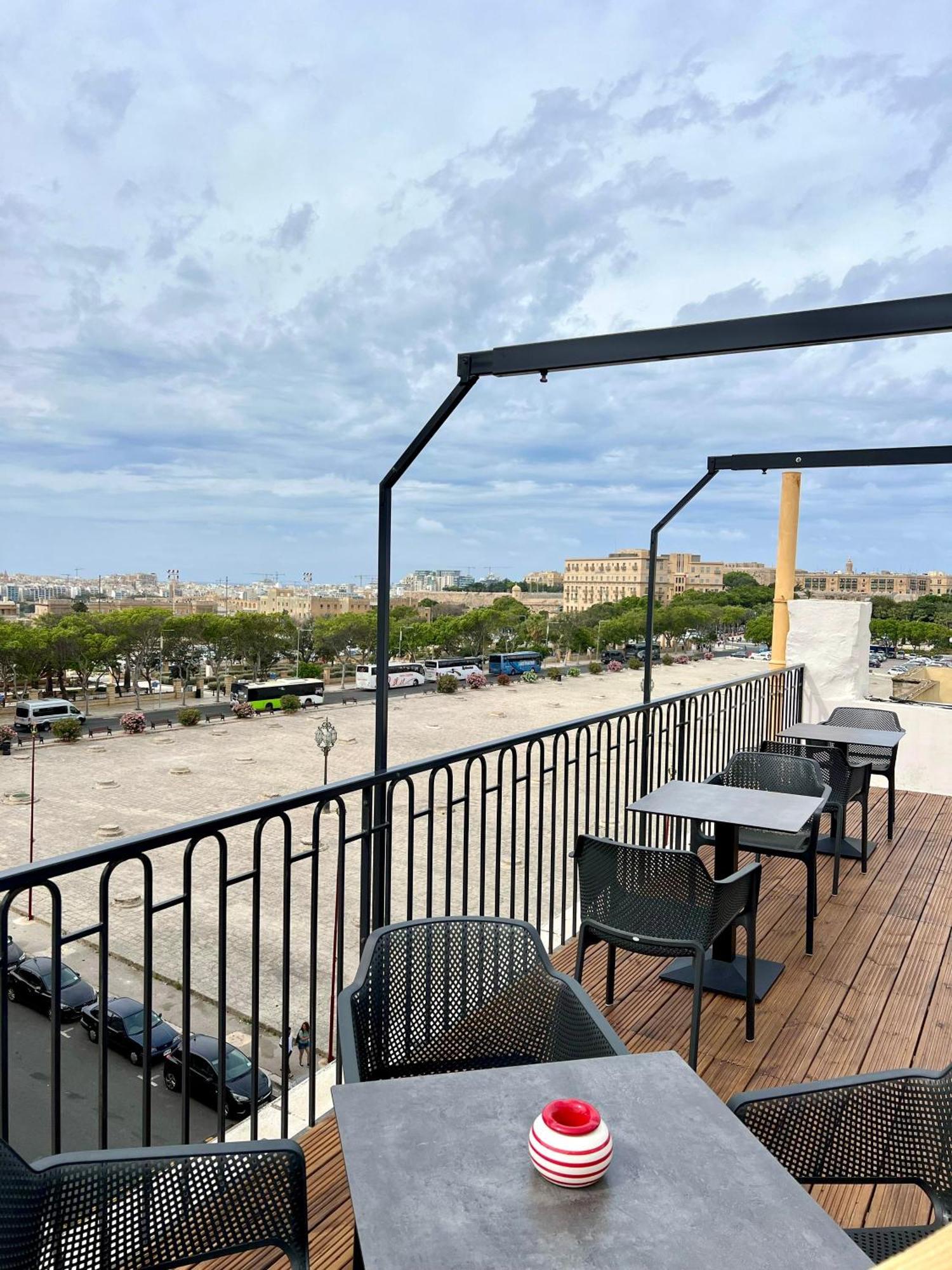 Florette 2br With Stunning Lounge Terrace By Arcobnb Floriana